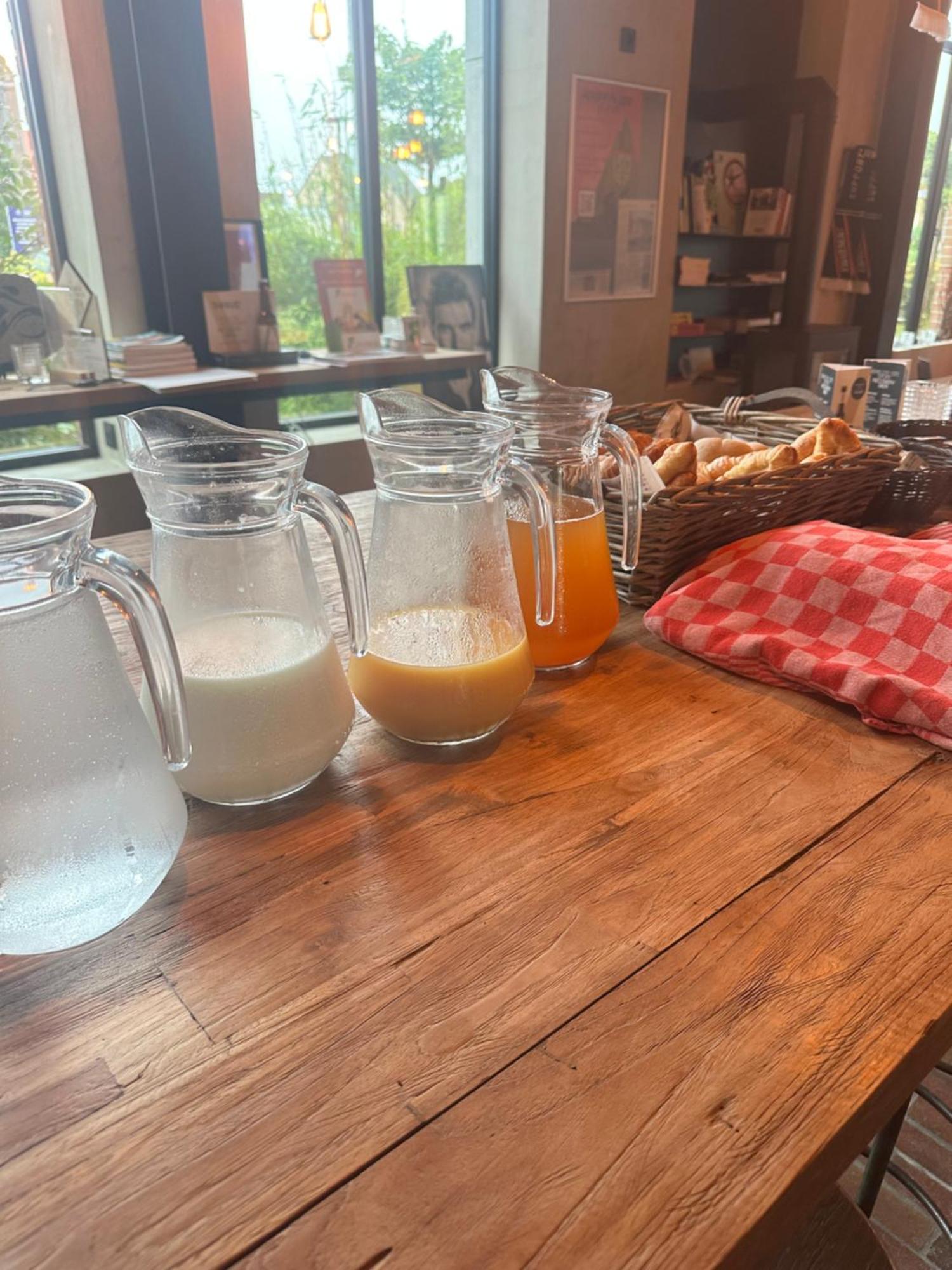 Cafe Coureur הופליזה מראה חיצוני תמונה